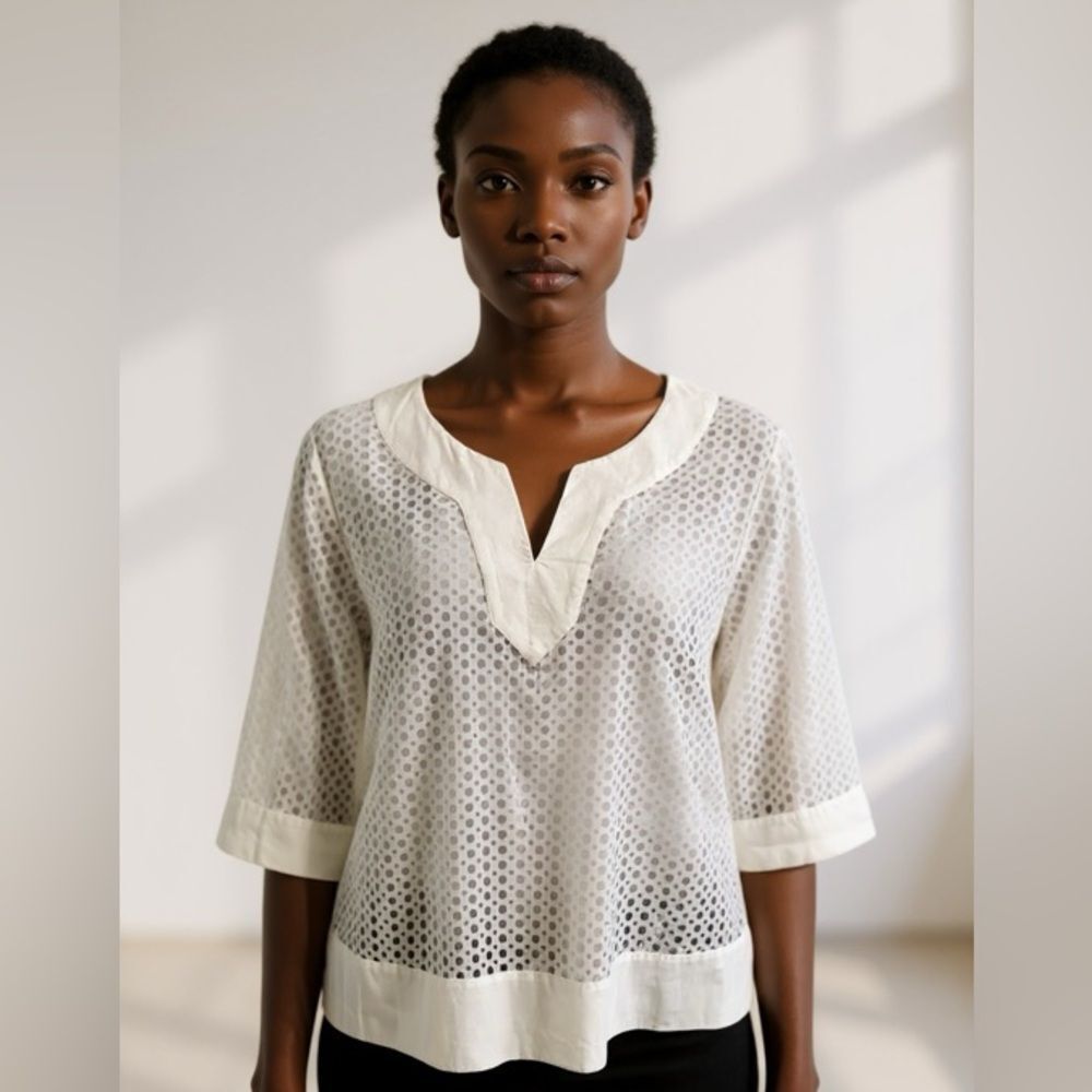 Land's End Crisp White Polka Dot Sheer Cotton 3/4 Sleeve Top. Size 16